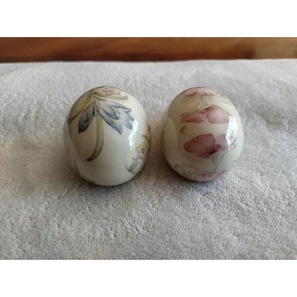 Vintage The Egg Lady Decorative Porcelain Eggs Floral Patterns Spring Easter - Picture 4 of 13